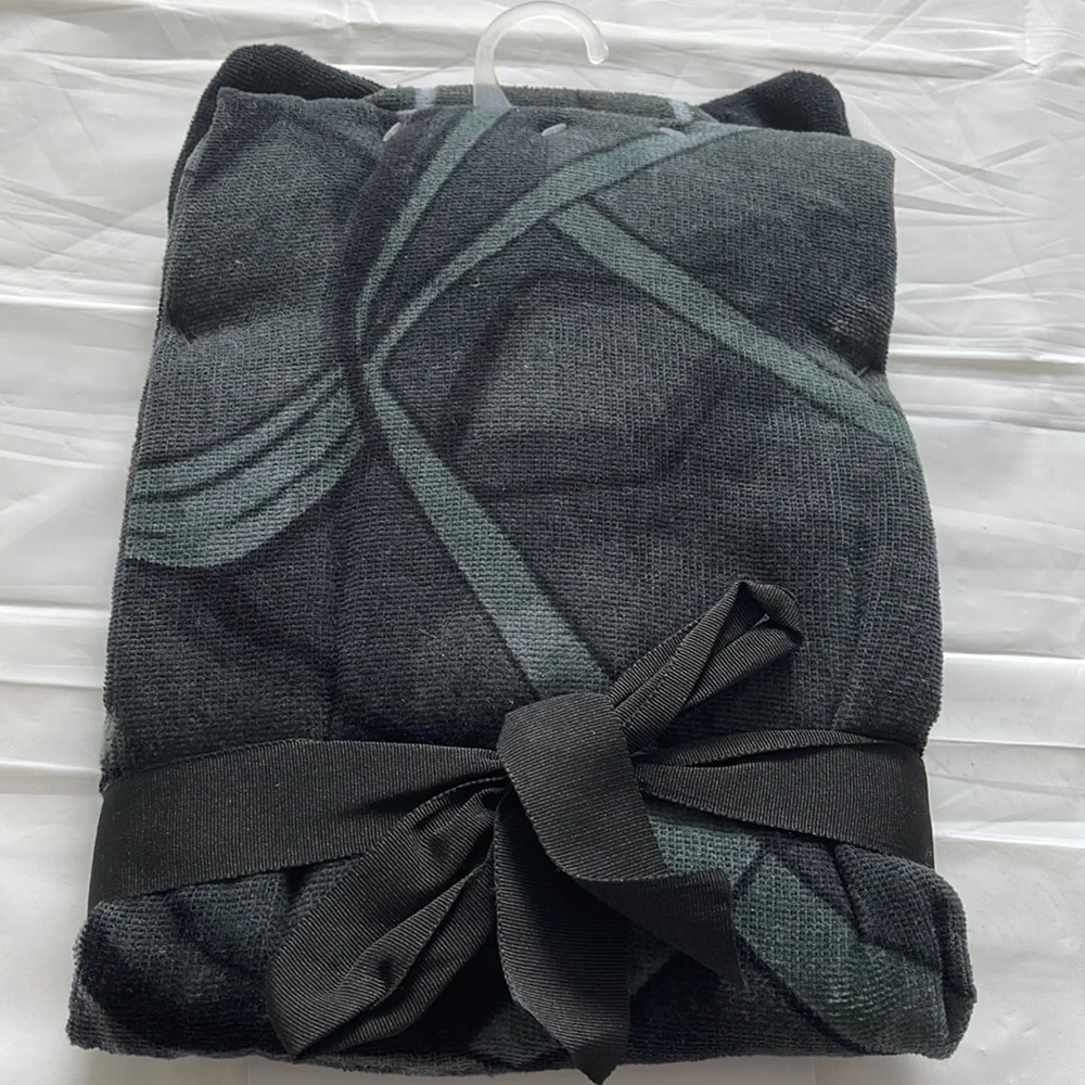 Marvel Avengers Black Panther kids hooded towel NWT